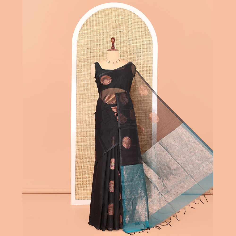 Pothys Borderless Black Semi-Silk Cotton Saree Embellished with Circle Zari Buttas, a Contrast Intricate Pallu, and a Contrast Blouse